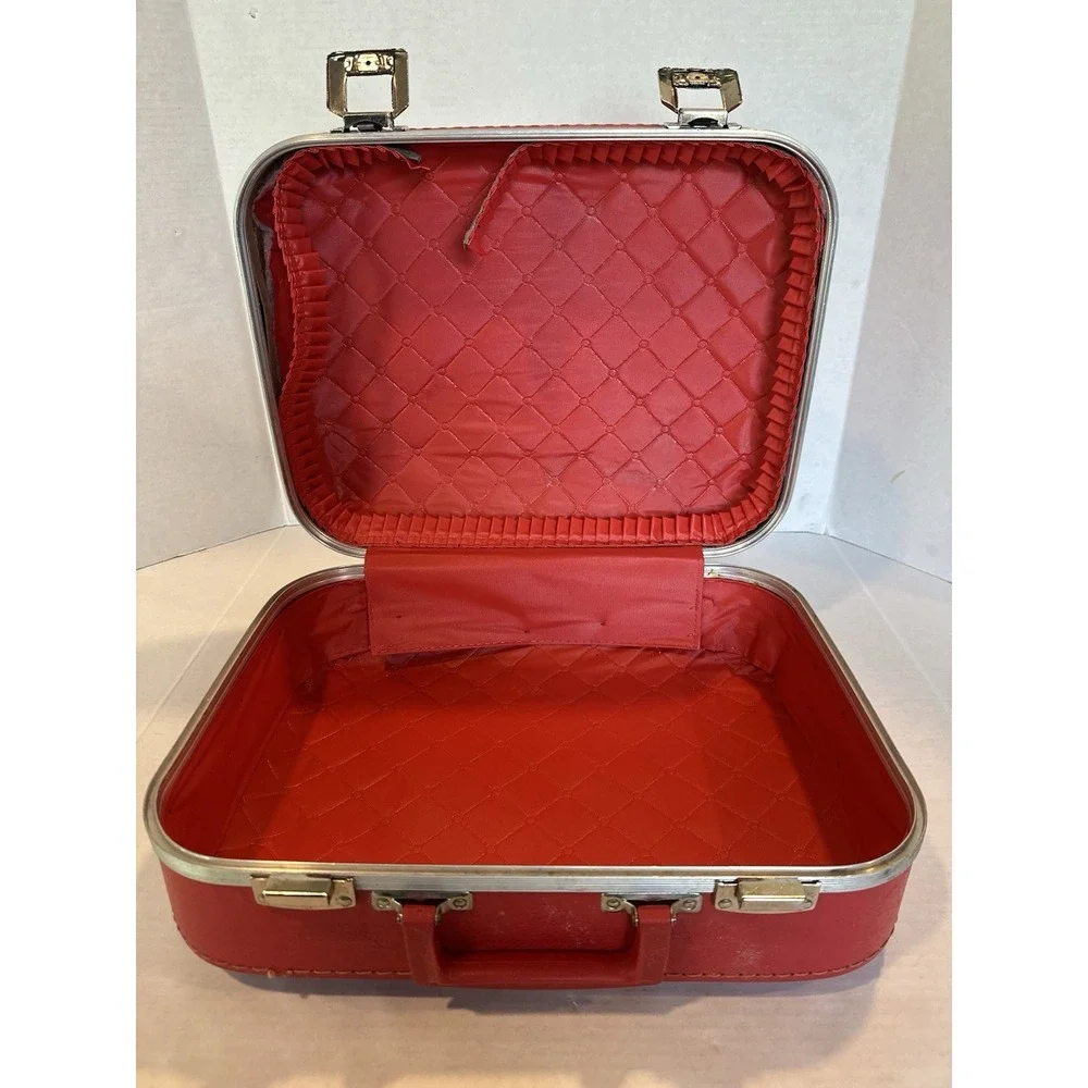 Going To Grandma's Red Vinyl Hard Suite Case Red Trojan Luggage